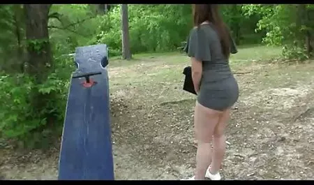 BBC深入她湿漉漉的猫咪