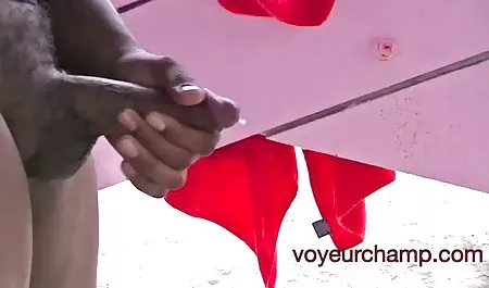 Romi喜欢Kinky Parody他妈的