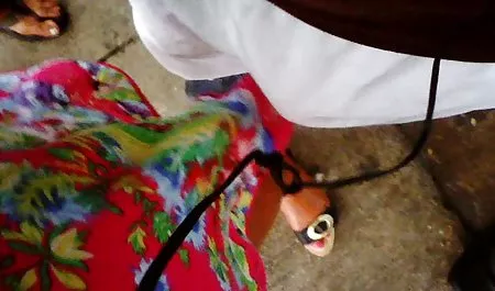 乌木小鸡Skyler得到Gangbanged