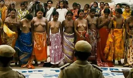 甜宝贝阿丽亚娜玛丽采取公鸡